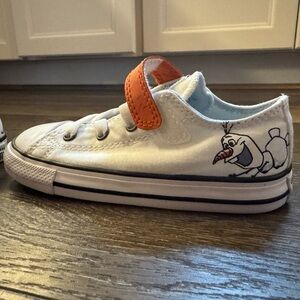 NWOT Disney Converse, Size 10 Little Kid